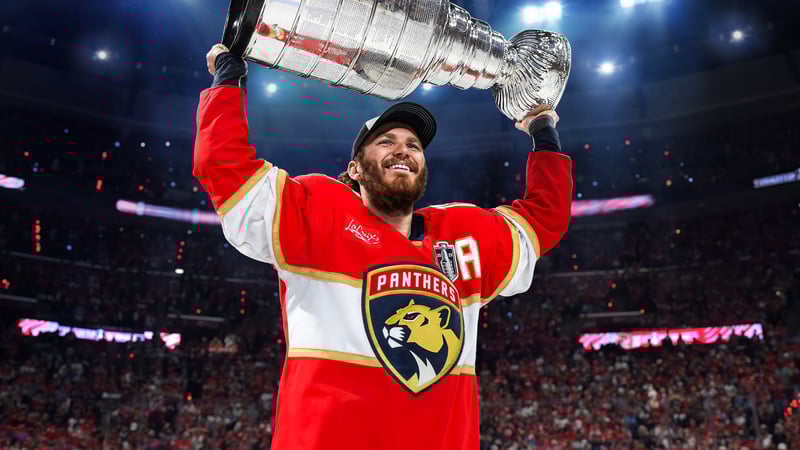 Official cover for NHL 26 on XBOX
